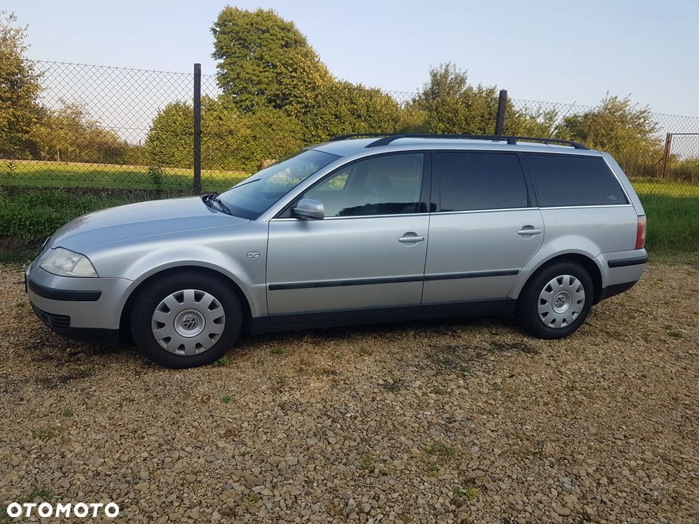 Volkswagen Passat 1.8 5V Turbo Comfortline Family - 5