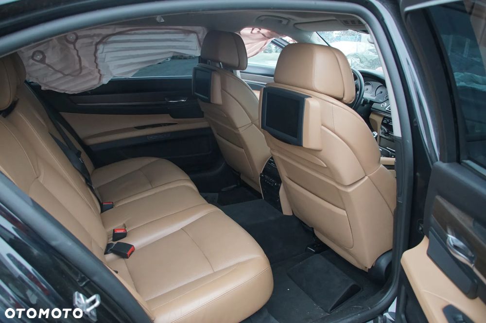 Pojazd na części BMW F01 750i Long xDrive, rocznik 2011 BLACK SAPPHIRE METALLIC (475) XCL.LEDER NAPPA ERW./D5 SATB HELL (NAD5) silnik N63B44O0 skrzynia GA6HP-26Z drzwi klapa szyba fotele long amortyzator - 25
