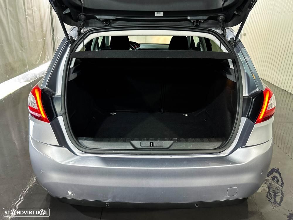 Peugeot 308 1.6 BlueHDi Allure - 58