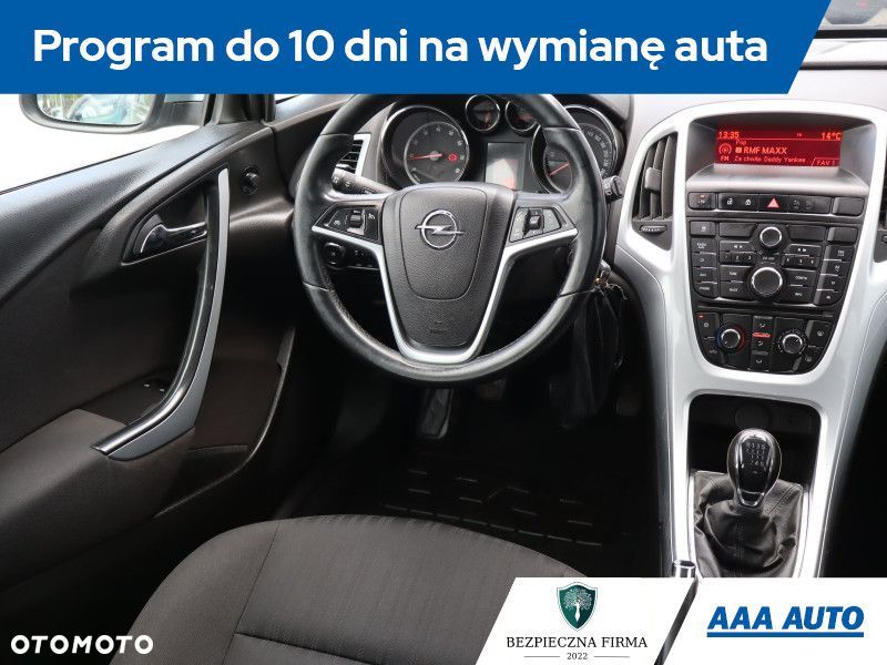 Opel Astra - 9