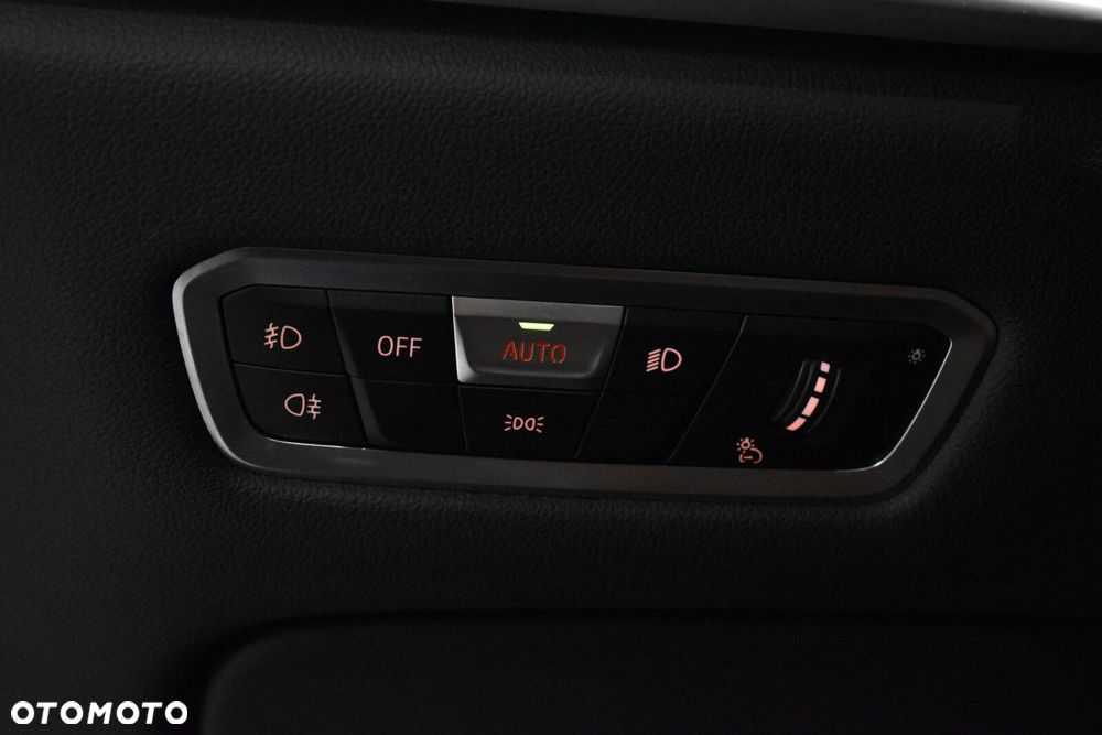 BMW X7 - 14