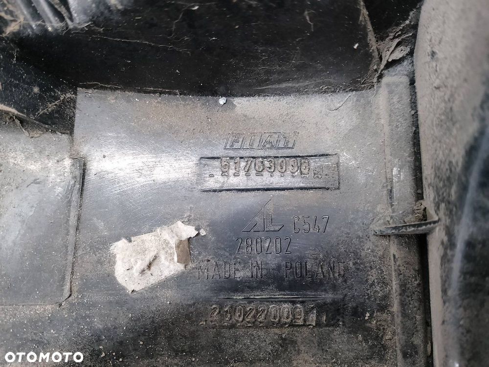 LAMPA TYLNA PRAWA FIAT PANDA II 51763008 HATCHBACK 5D - 6