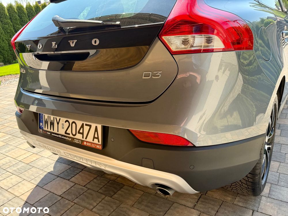 Volvo V40 Cross Country D3 Geartronic Momentum - 9