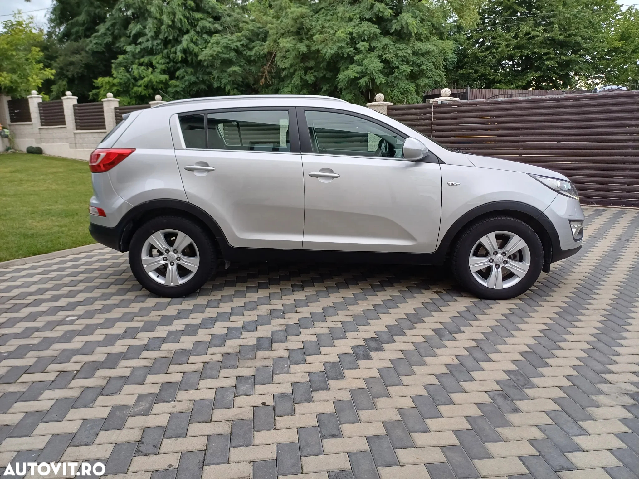 Kia Sportage 1.7 CRDI 2WD Attract - 4