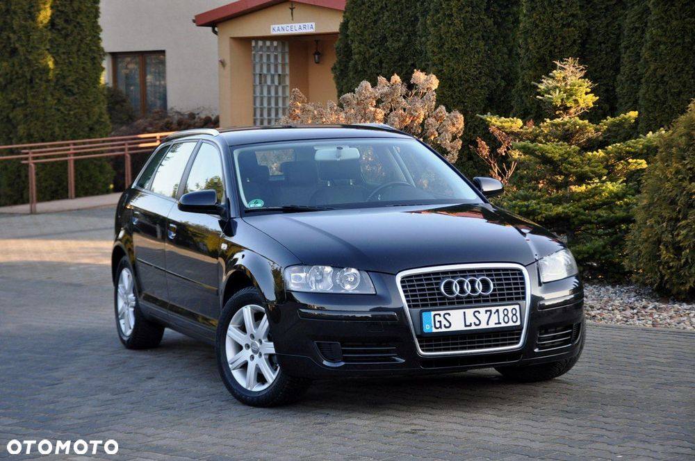 Audi A3 Sportback - 2