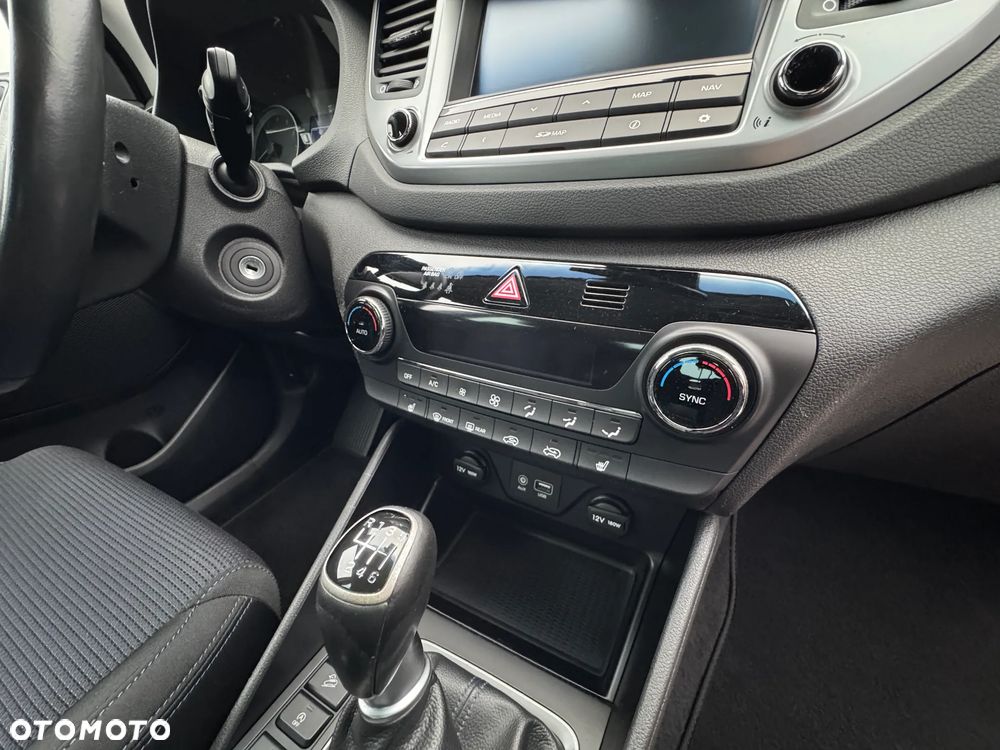 Hyundai Tucson blue 1.6 GDi 2WD Advantage - 30