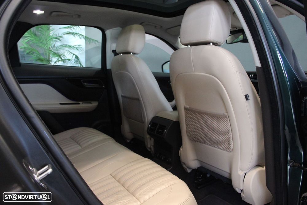 Jaguar F-Pace 2.0 i4D R-Sport Aut. - 11
