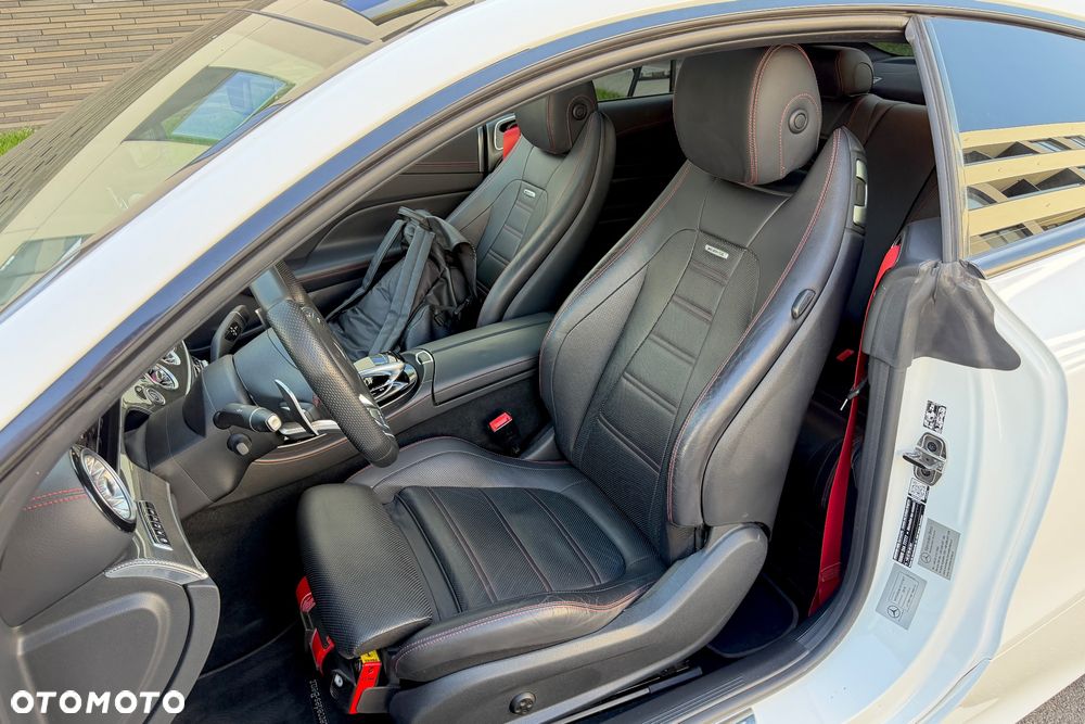Mercedes-Benz Klasa E AMG 53 4-Matic+ 9G-TRONIC - 17