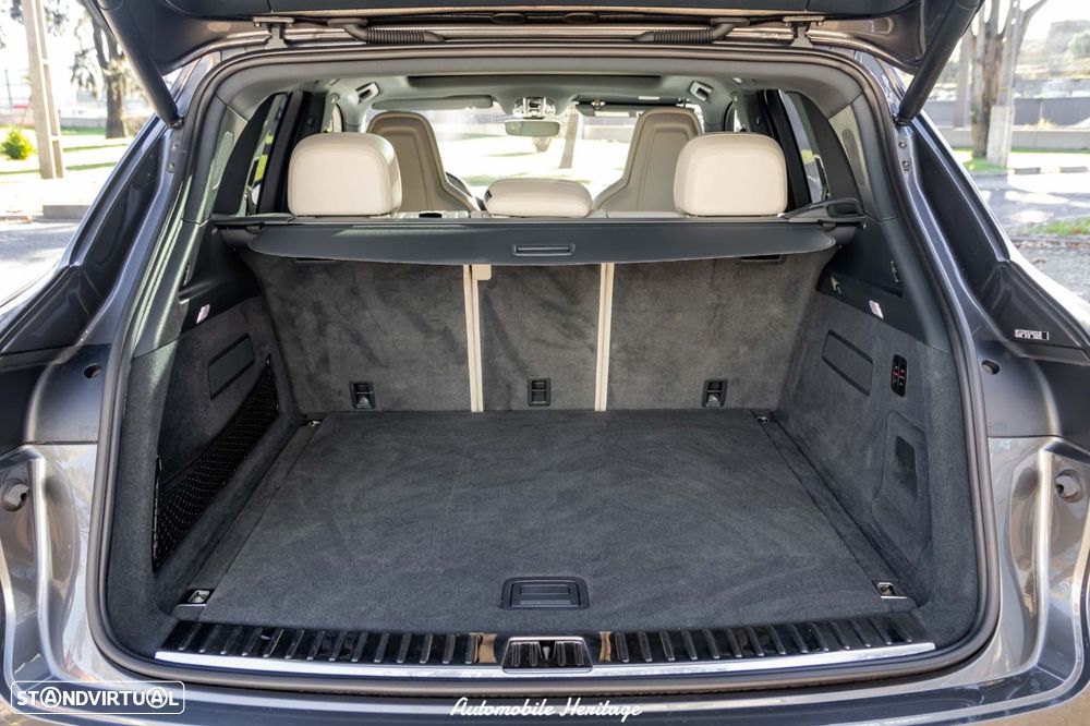 Porsche Cayenne - 18