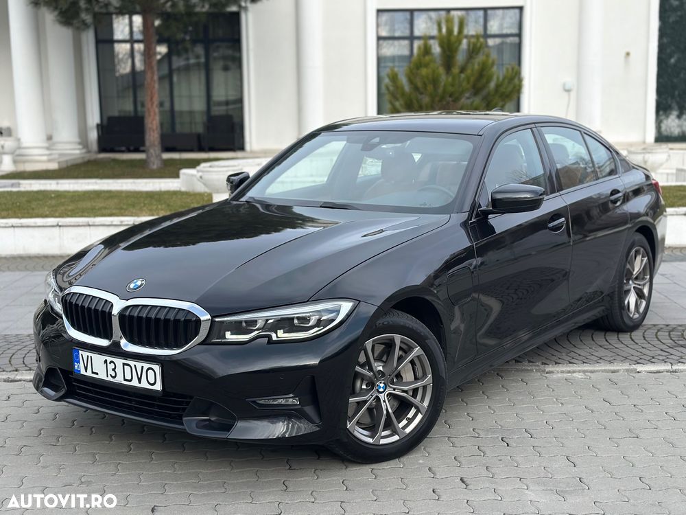 BMW Seria 3 330e Aut. - 9