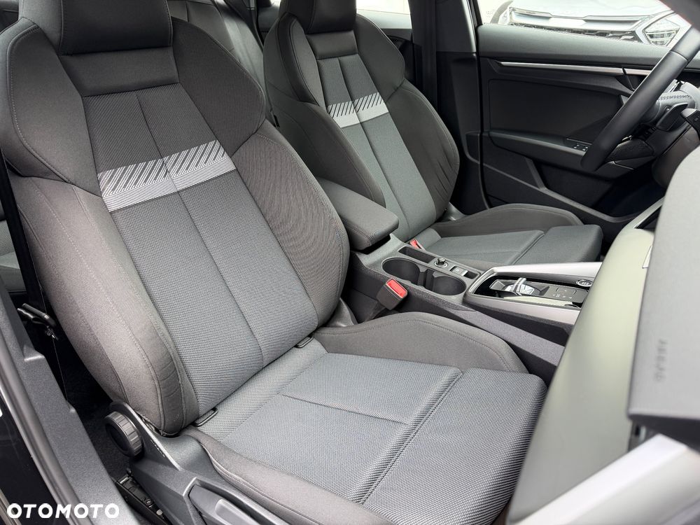 Audi A3 Limousine 1.5 TFSI Sport S tronic - 29