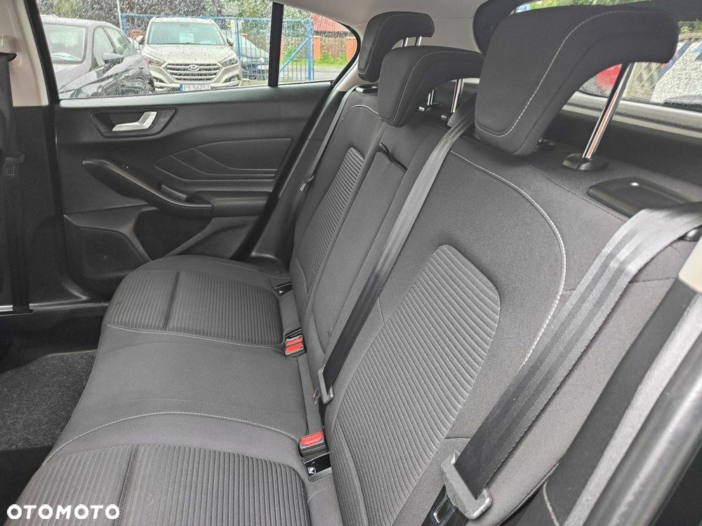 Ford Focus 1.5 EcoBlue Start-Stopp-System TITANIUM STYLE - 26