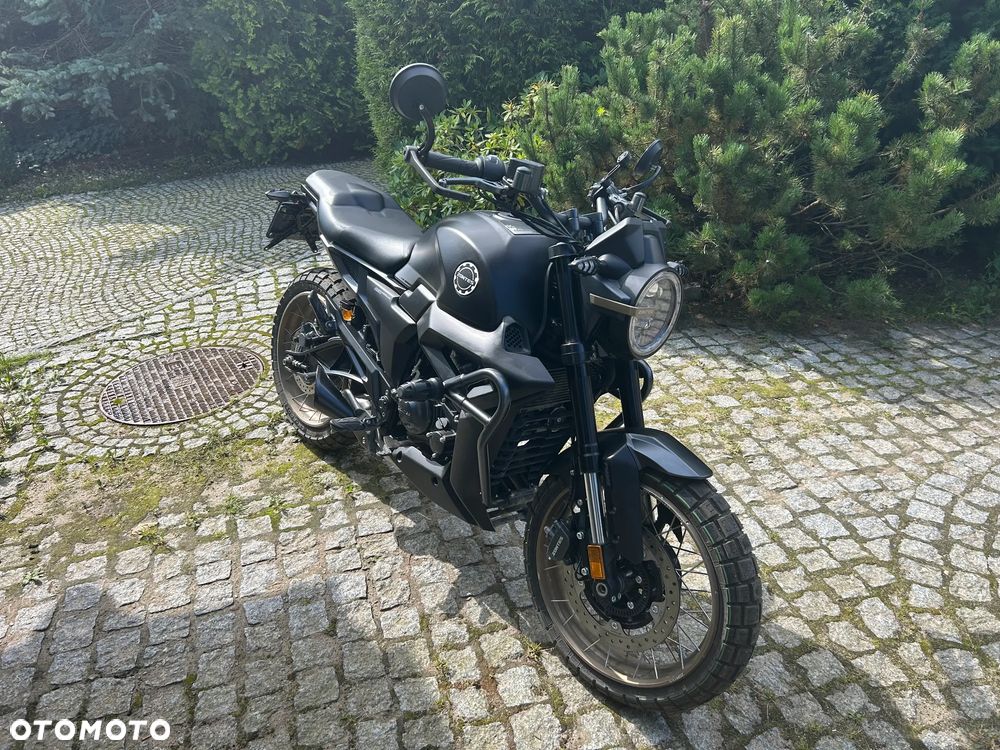 Zontes 125 G1 Spoke - 1