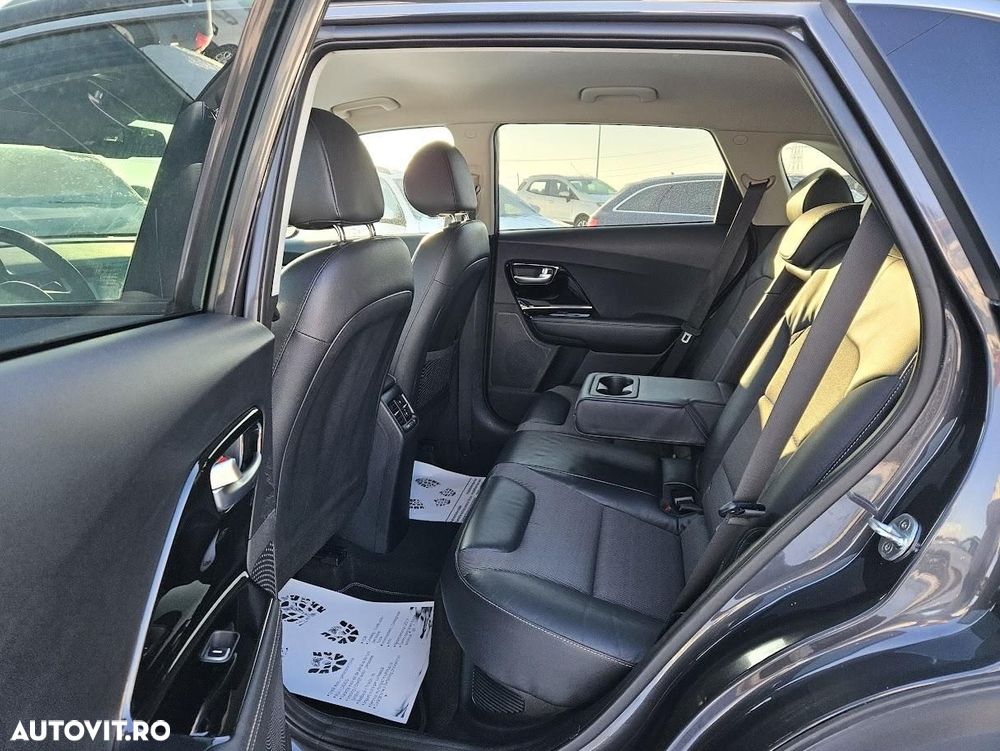 Kia Niro - 8