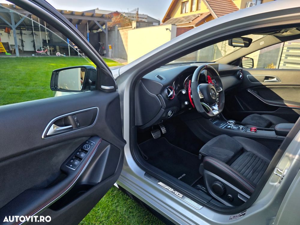 Mercedes-Benz A 45 AMG 4Matic Aut. - 11