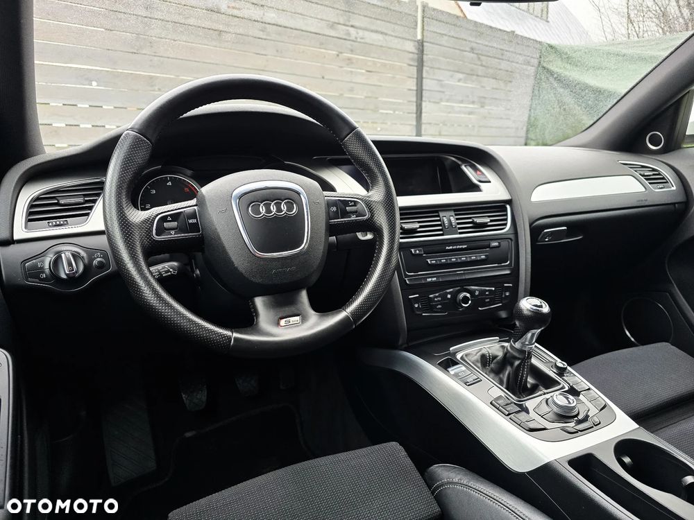 Audi A4 Limousine 2.0 TDI DPF S line Sportpaket - 19