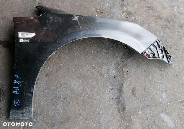 OPEL ASTRA J IV 12r 5D BŁOTNIK PRAWY PRZÓD PRZEDNI Z22C - 1