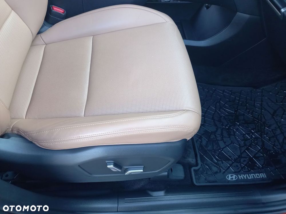 Hyundai Santa Fe 1.6 T-GDI HEV Platinum 4WD - 32