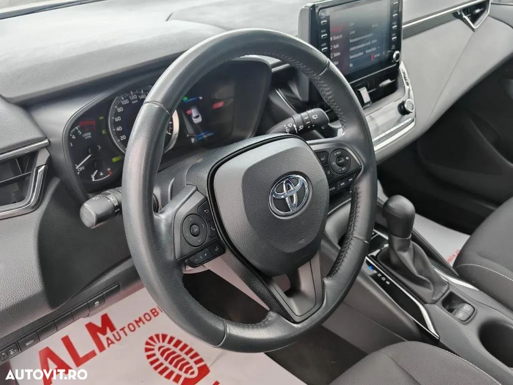 Toyota Corolla 1.8 HSD Dynamic - 17