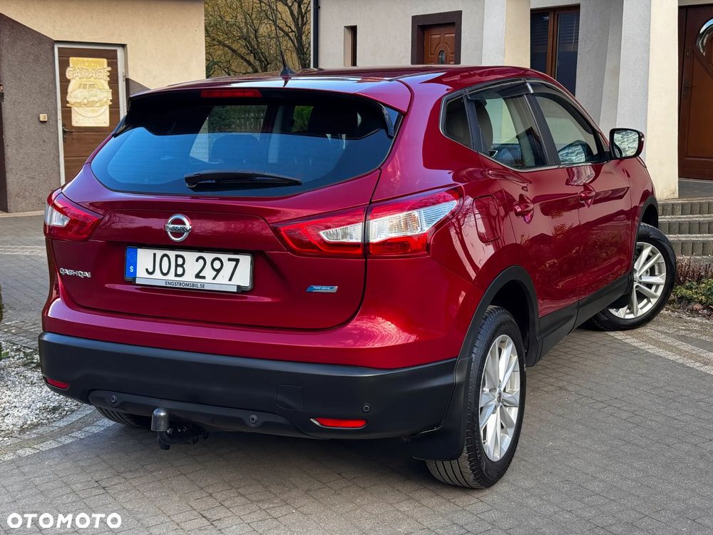Nissan Qashqai 1.5 dCi N-Connecta - 6