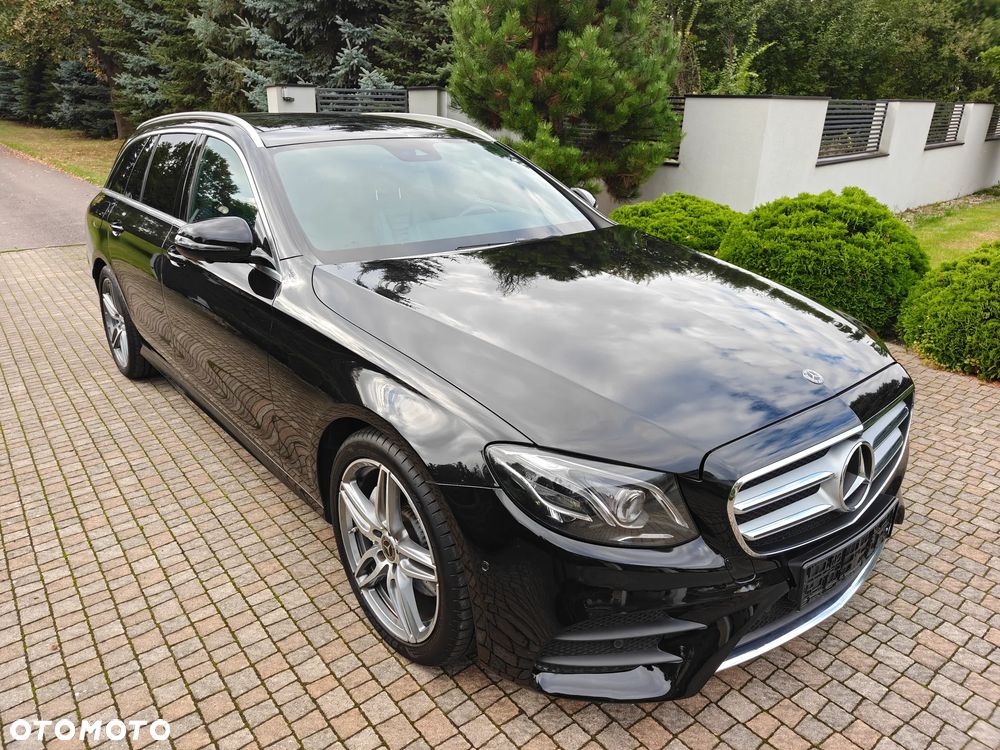 Mercedes-Benz Klasa E 220 d 4Matic 9G-TRONIC AMG Line - 2