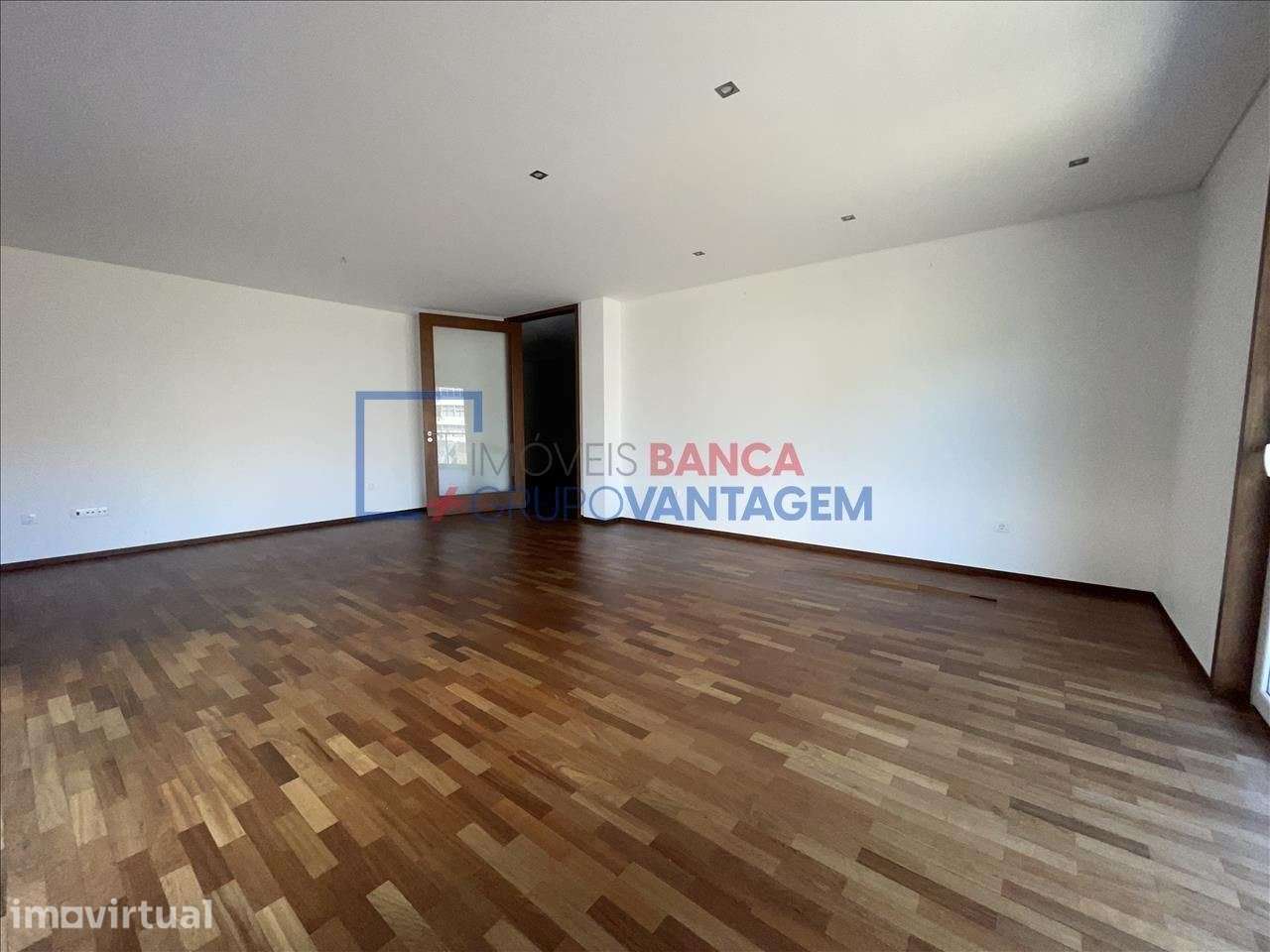 Apartamento T3 à venda no coração do Bonfim, Porto. - Grande imagem: 4/20