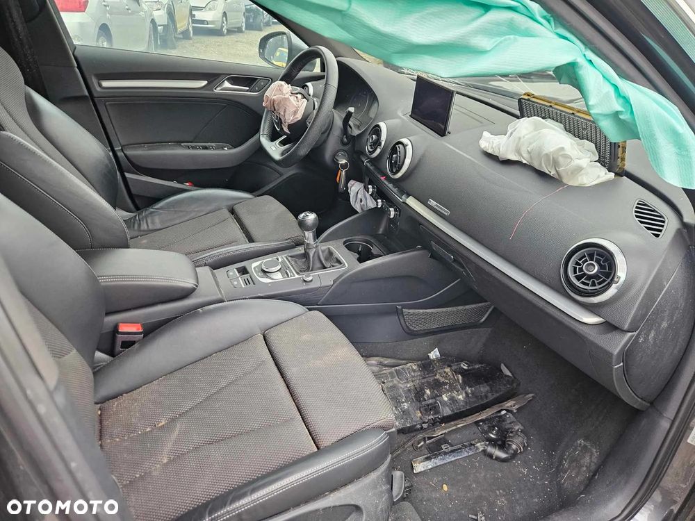 Audi A3 1.6 TDI Sport - 15