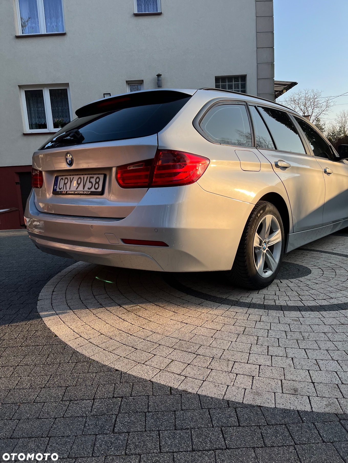 BMW Seria 3 318d - 4