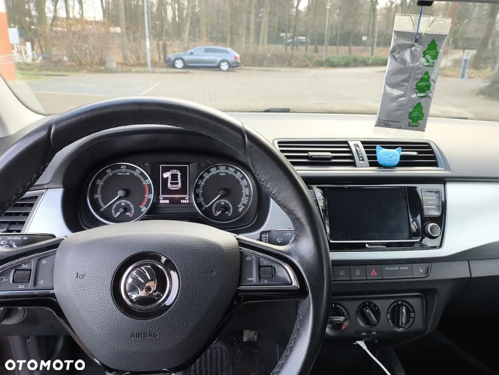 Skoda Fabia 1.0 TSI Ambition - 11