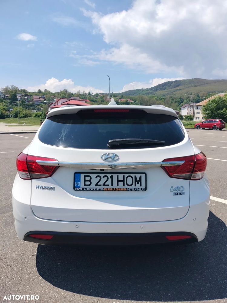 Hyundai i40 i40cw 1.7 CRDi Automatik Premium - 4