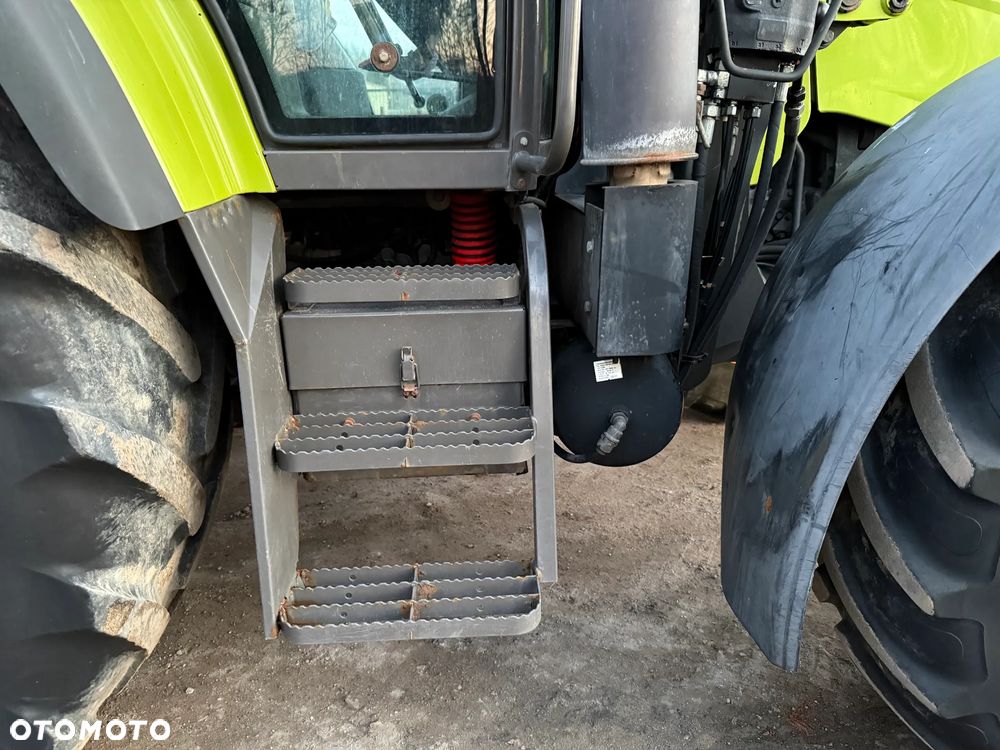 Claas ARES 557 ATZ - 25