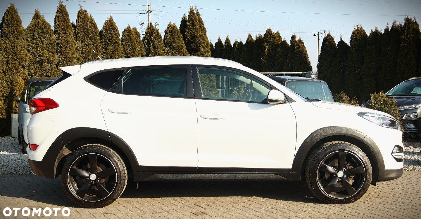 Hyundai Tucson 2.0 CRDi 4WD Advantage - 8