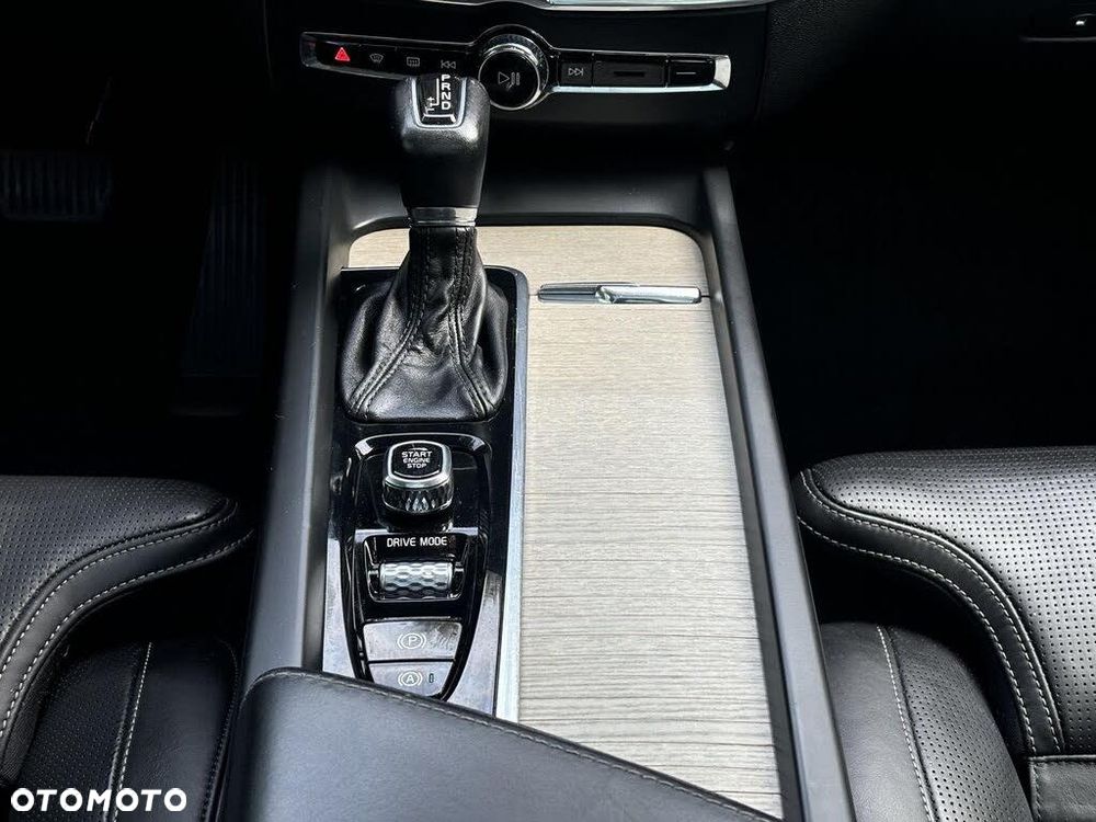Volvo XC 60 T5 AWD Geartronic Inscription - 26
