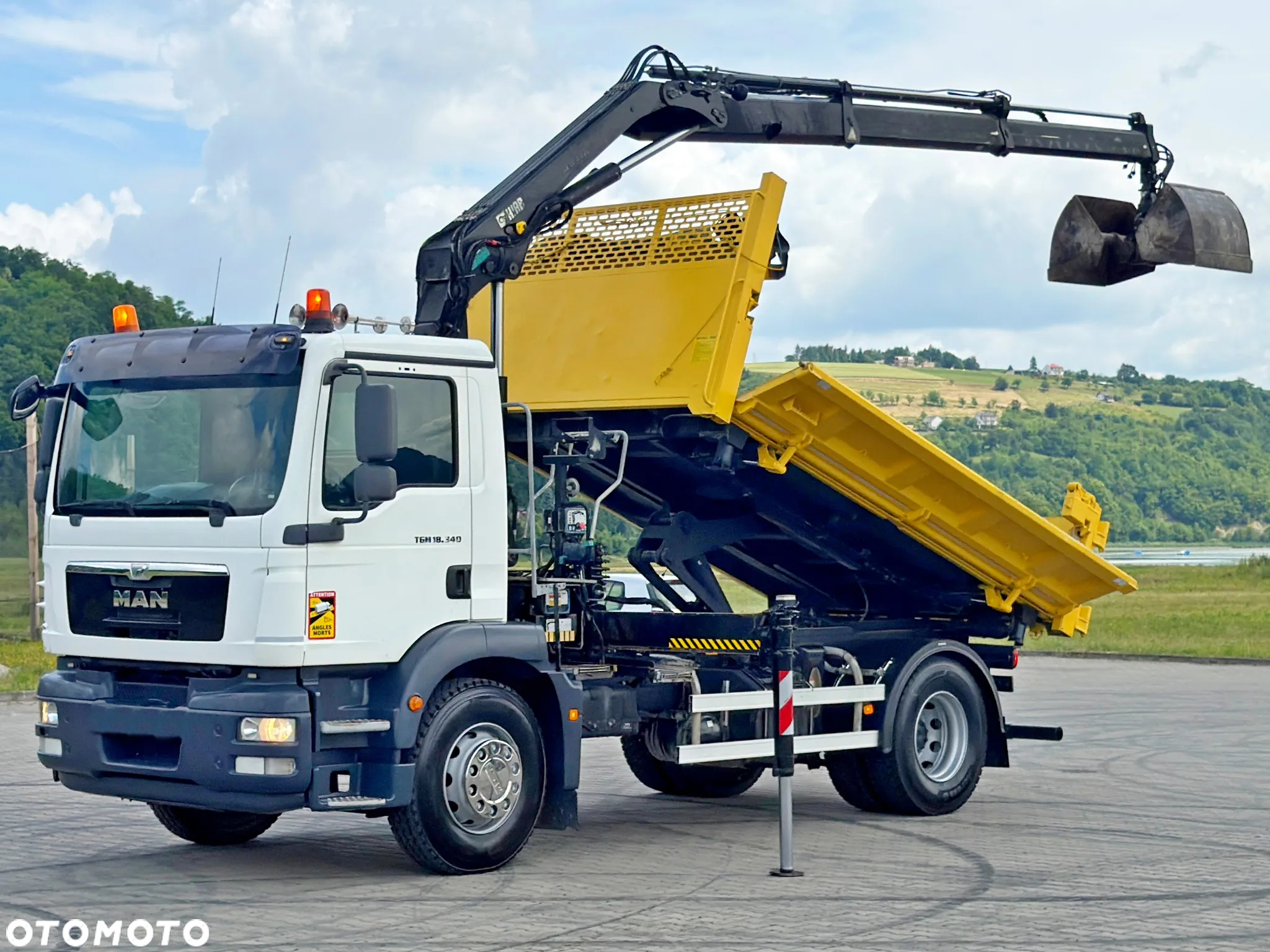 MAN TGM 18.340 WYWROTKA 4,05 m* HIAB 111 B-2 HIDUO/PILOT - 3