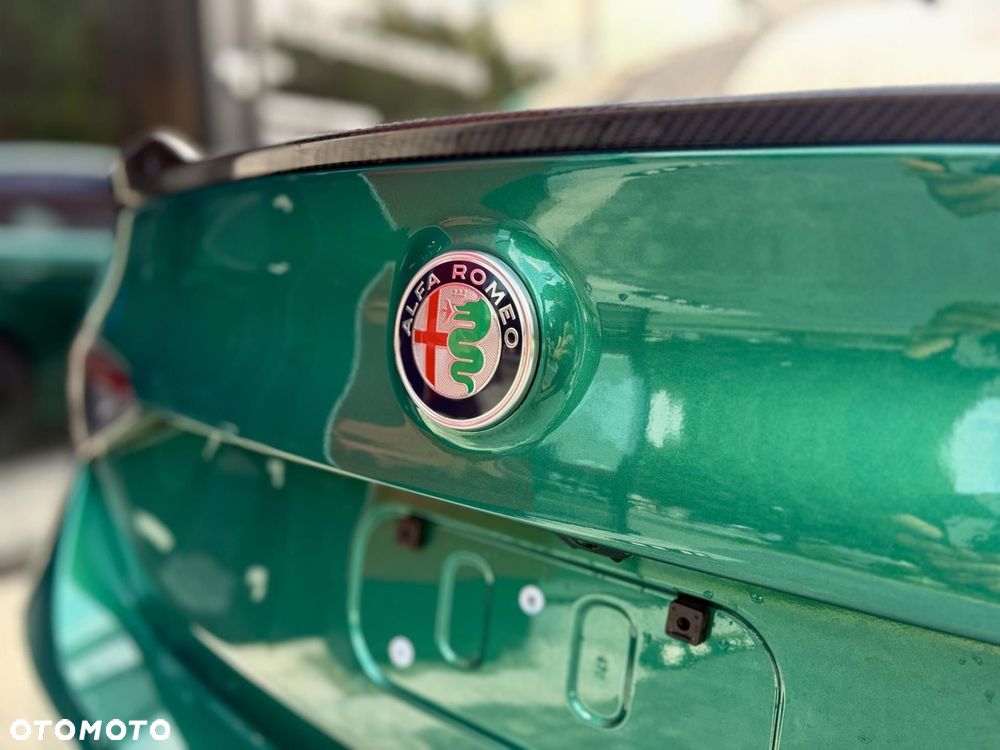 Alfa Romeo Giulia 2.9 Bi Turbo V6 Quadrifoglio - 9