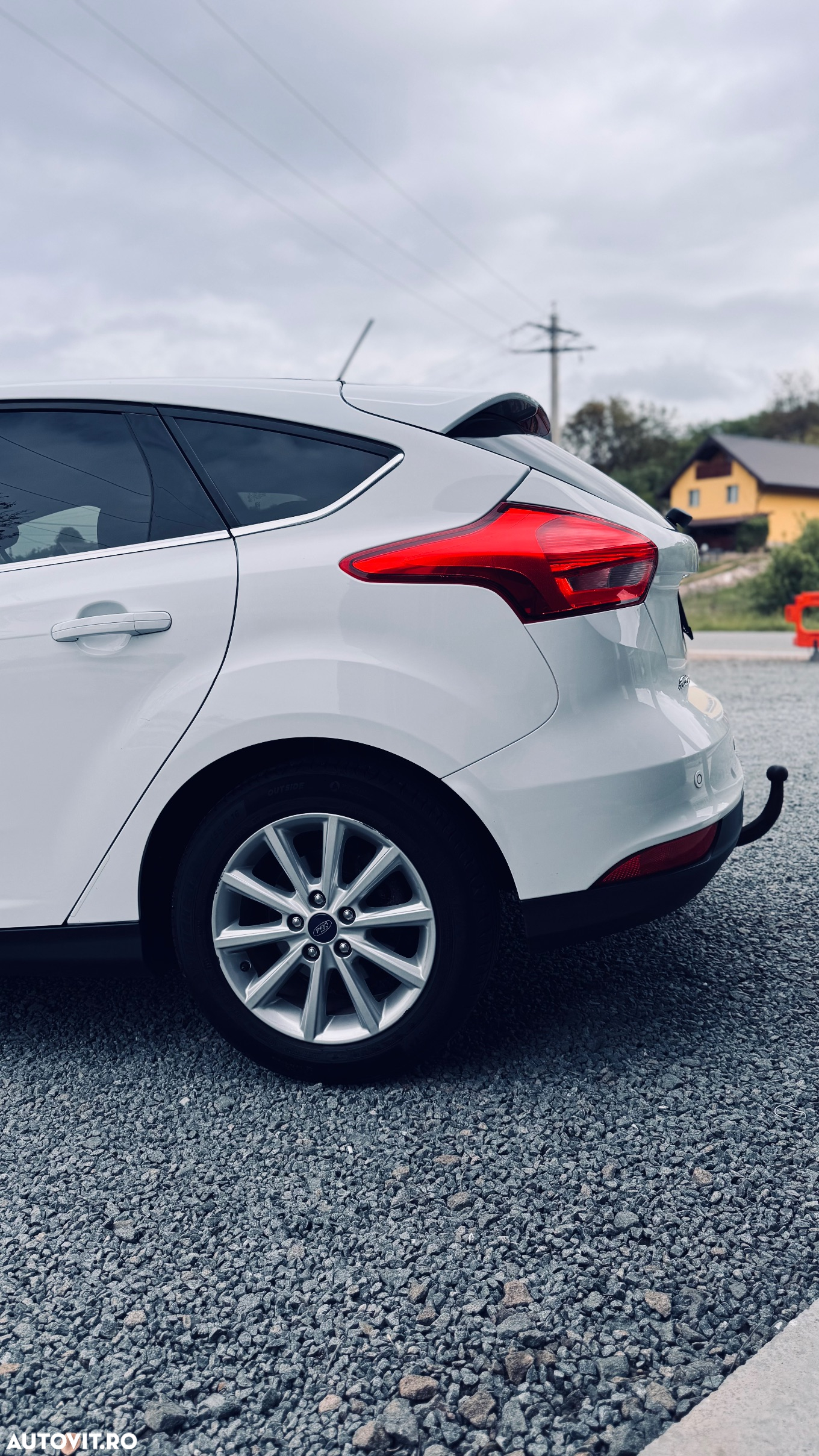 Ford Focus 1.0 EcoBoost Titanium Business - 12