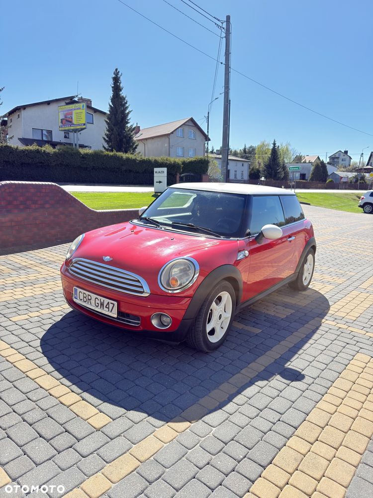 MINI Cooper Standard - 2