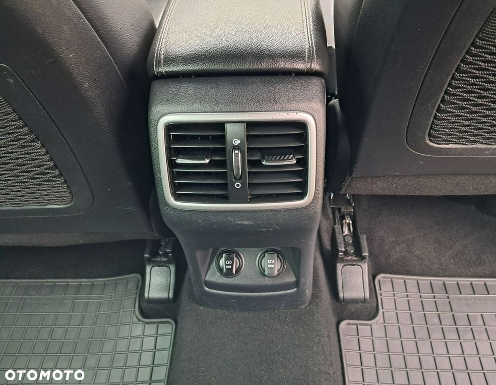 Kia Sportage - 14