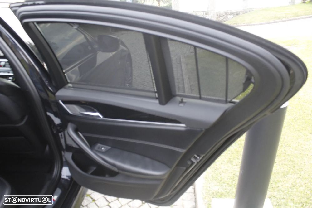 BMW 530 d Pack M Auto - 32