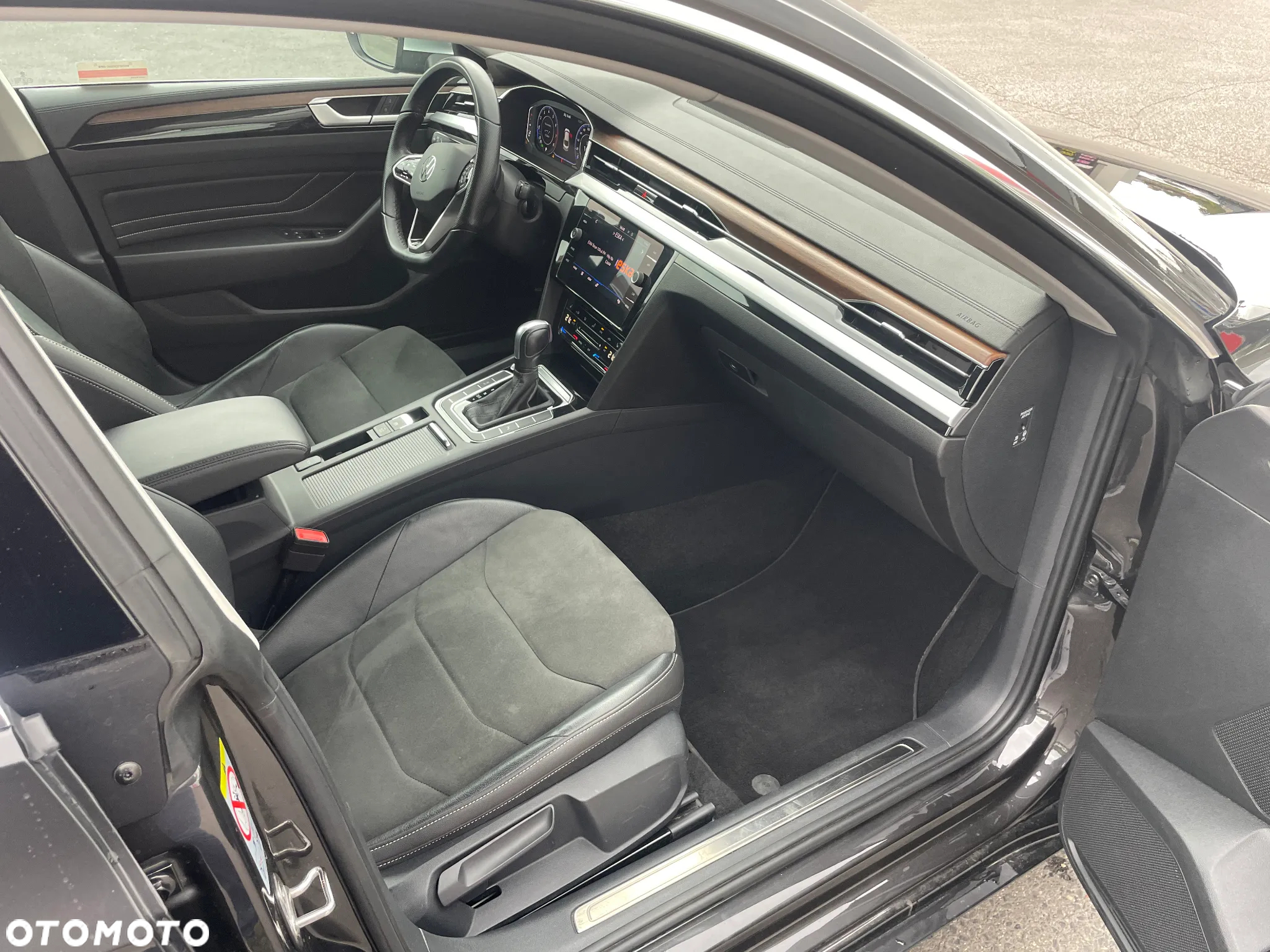 Volkswagen Arteon 2.0 TSI Elegance DSG - 25