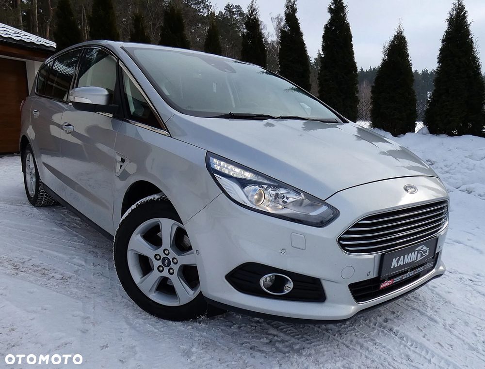 Ford S-Max 1.5 EcoBoost Titanium - 4