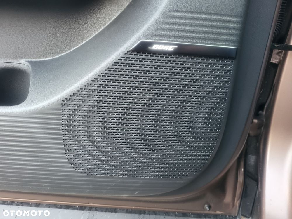 Hyundai Santa Fe 1.6 T-GDI PHEV Calligraphy 4WD 6os - 13