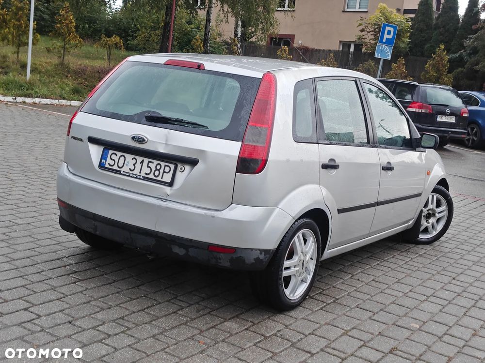 Ford Fiesta 1.3 - 4