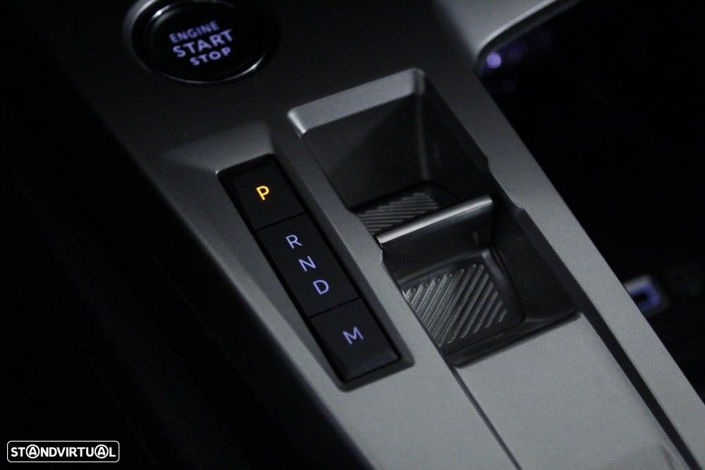 Peugeot 408 1.2 Hybrid Allure e-DCS6 - 30