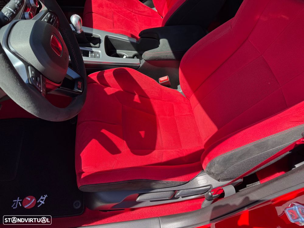 Honda Civic 2.0 VTEC Turbo Type R - 27