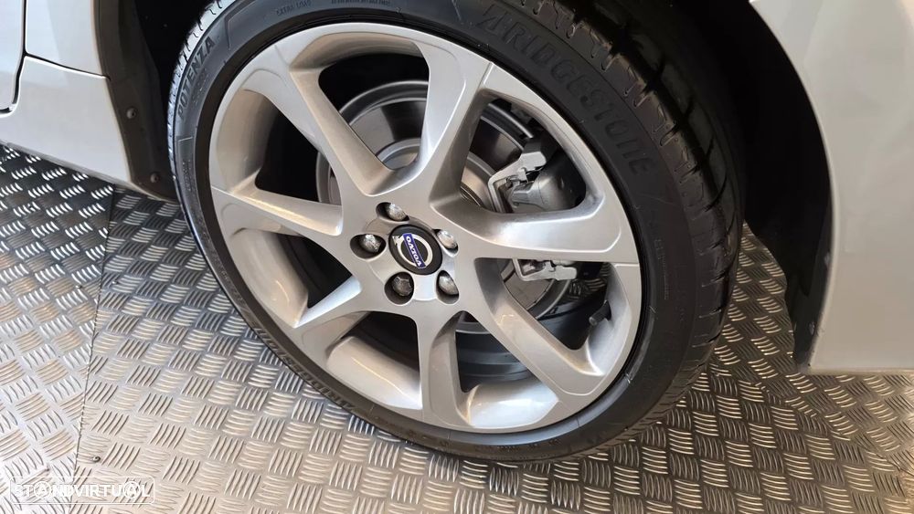 Volvo V60 2.0 D4 VOR - 36