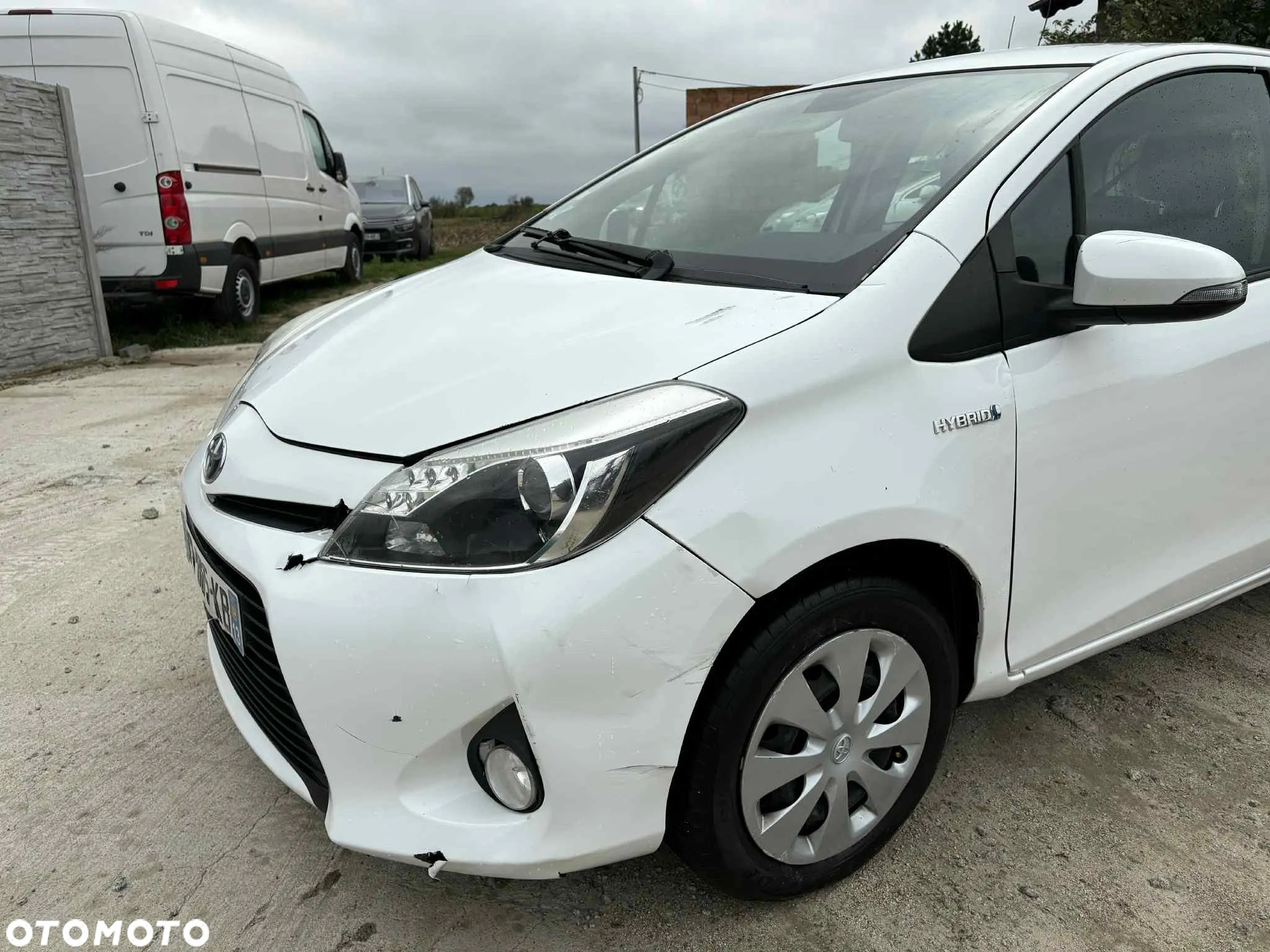 Toyota Yaris Hybrid 1.5 VVT-i - 26