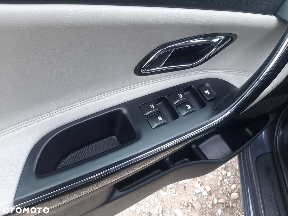 Kia Ceed 1.6 GDI ISG Platinum Edition - 20