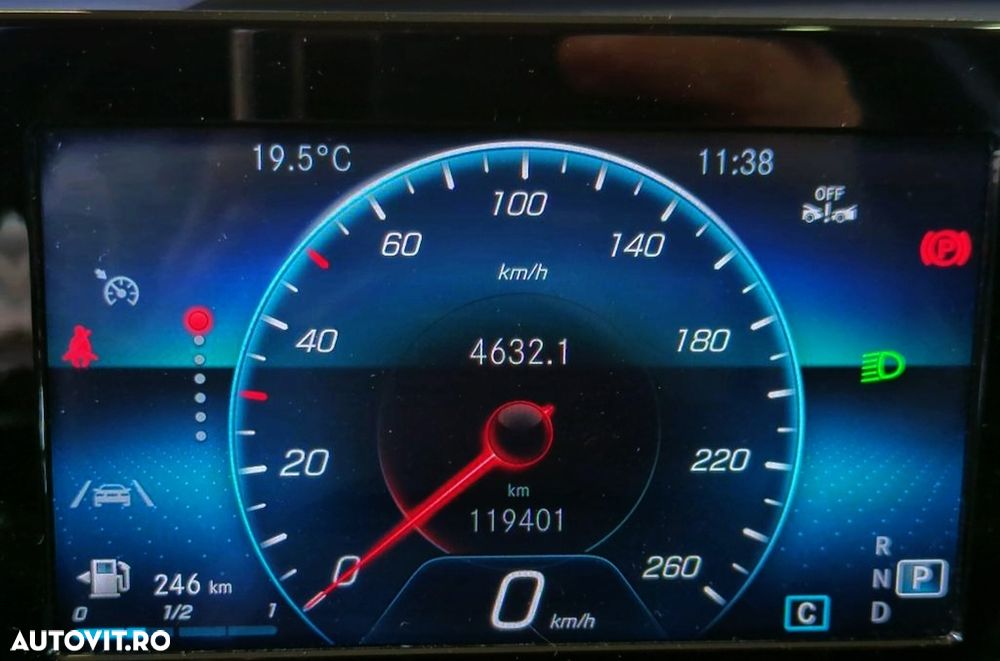 Mercedes-Benz GLA 200 d 8G-DCT Progressive - 12