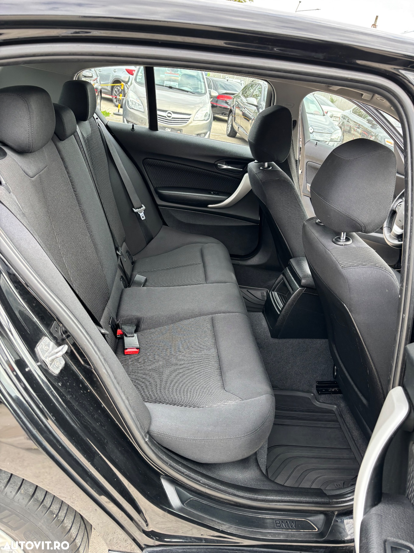 BMW Seria 1 - 9